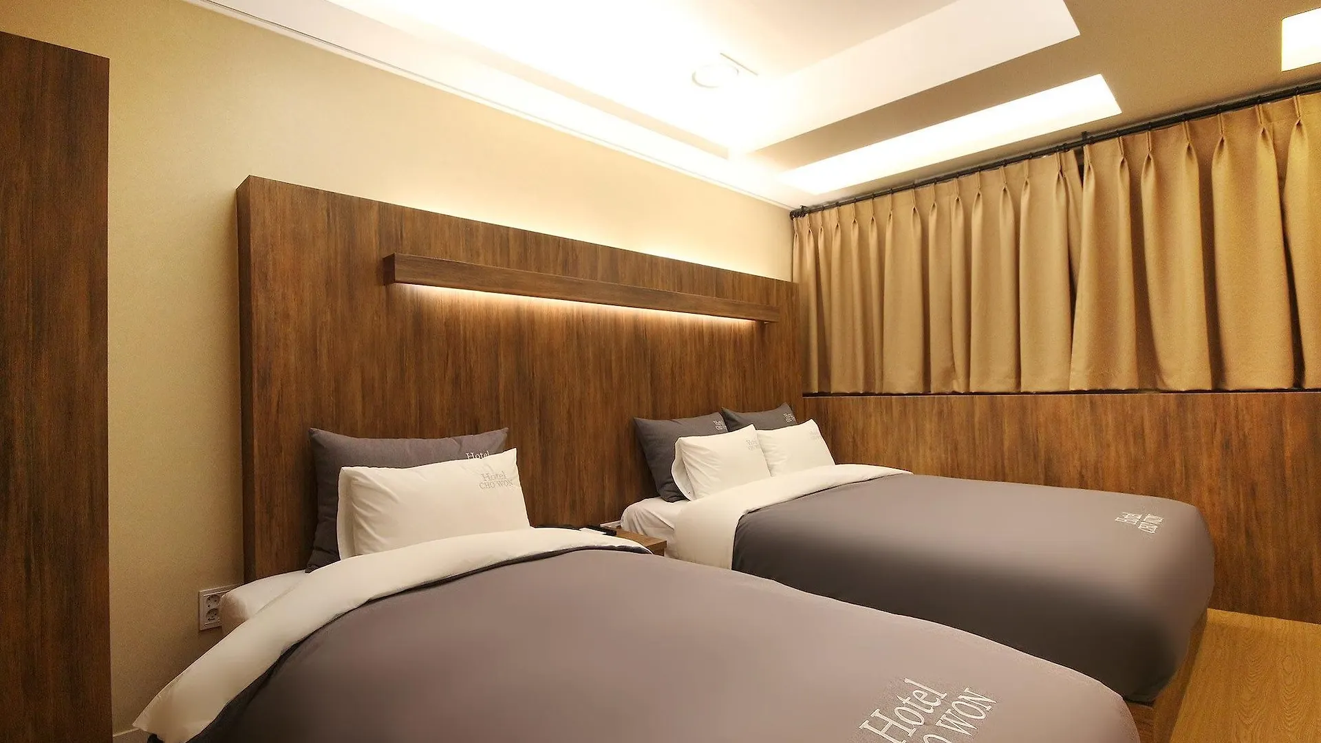 Hotel Chowon Ciudad Metropolitana de Ciudad Metropolitana de Busan 2*,  Corea del Sur